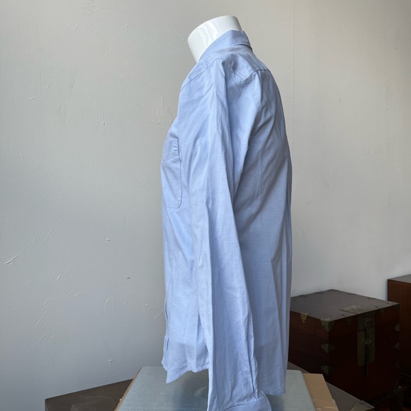 Everlane Button Down Shirt in Small - Picture 2 of 5